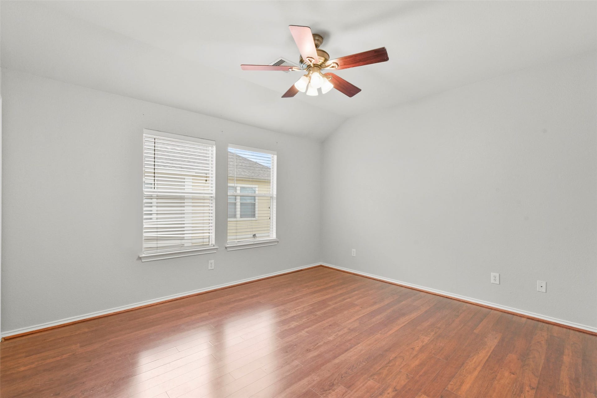 1313 Paige Street, Houston, TX 77003 1313 Paige Street, Houston, TX 77003