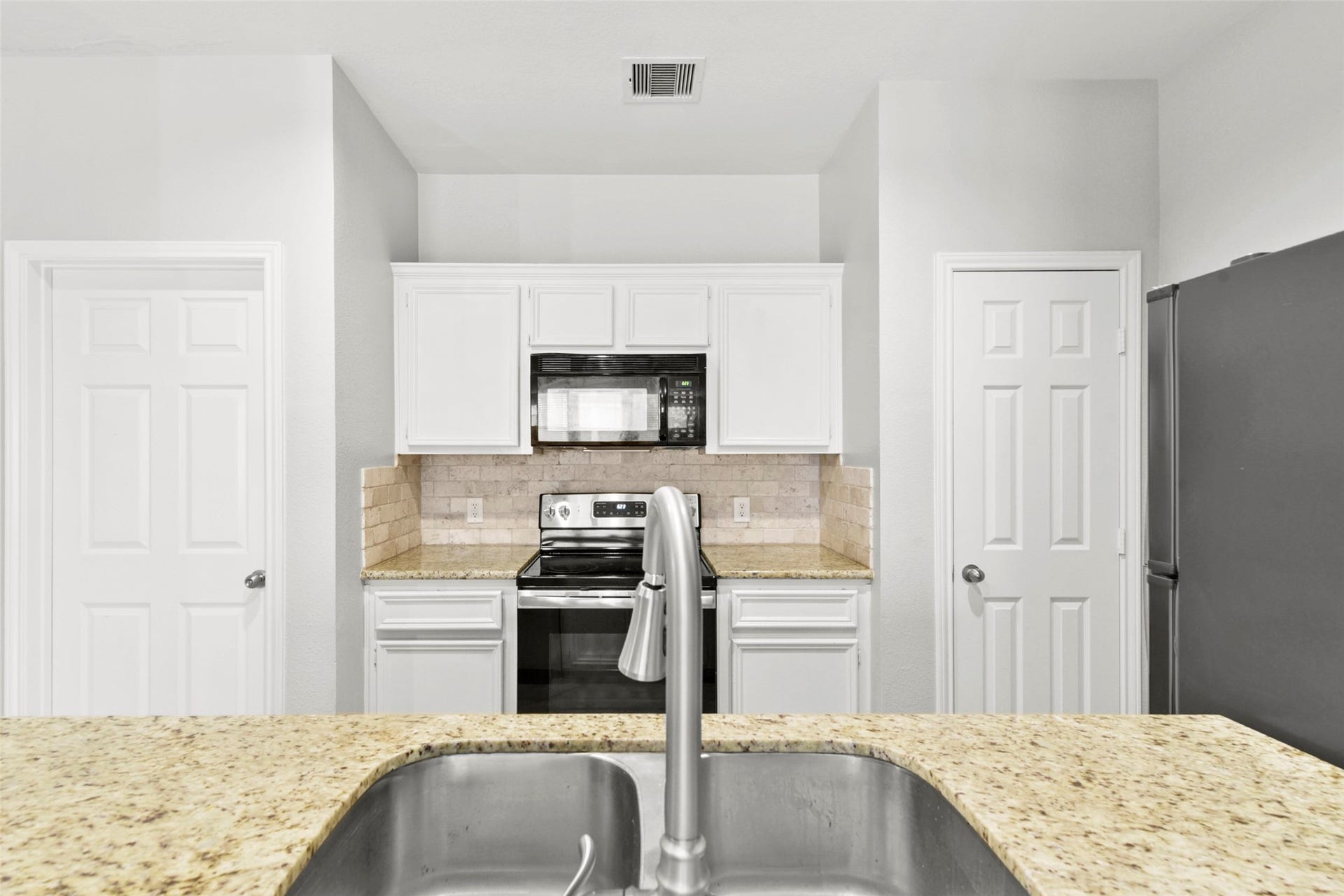 1313 Paige Street, Houston, TX 77003 1313 Paige Street, Houston, TX 77003