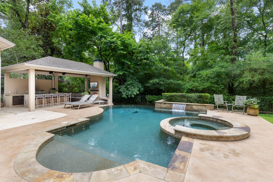 Property photo for 82 E Bracebridge Circle, The Woodlands, TX