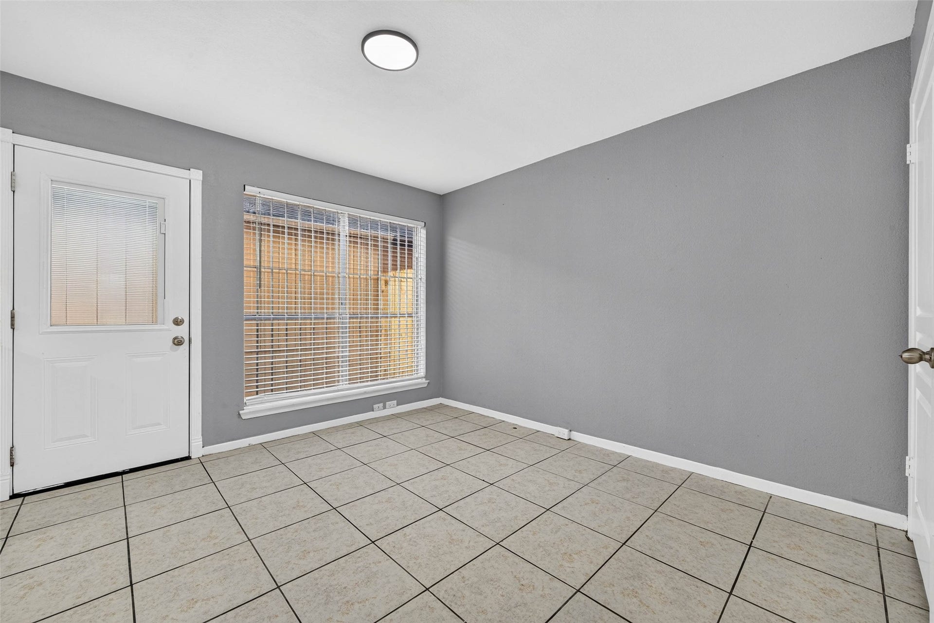 10708 Bexley Drive, Houston, TX 77099 10708 Bexley Drive, Houston, TX 77099