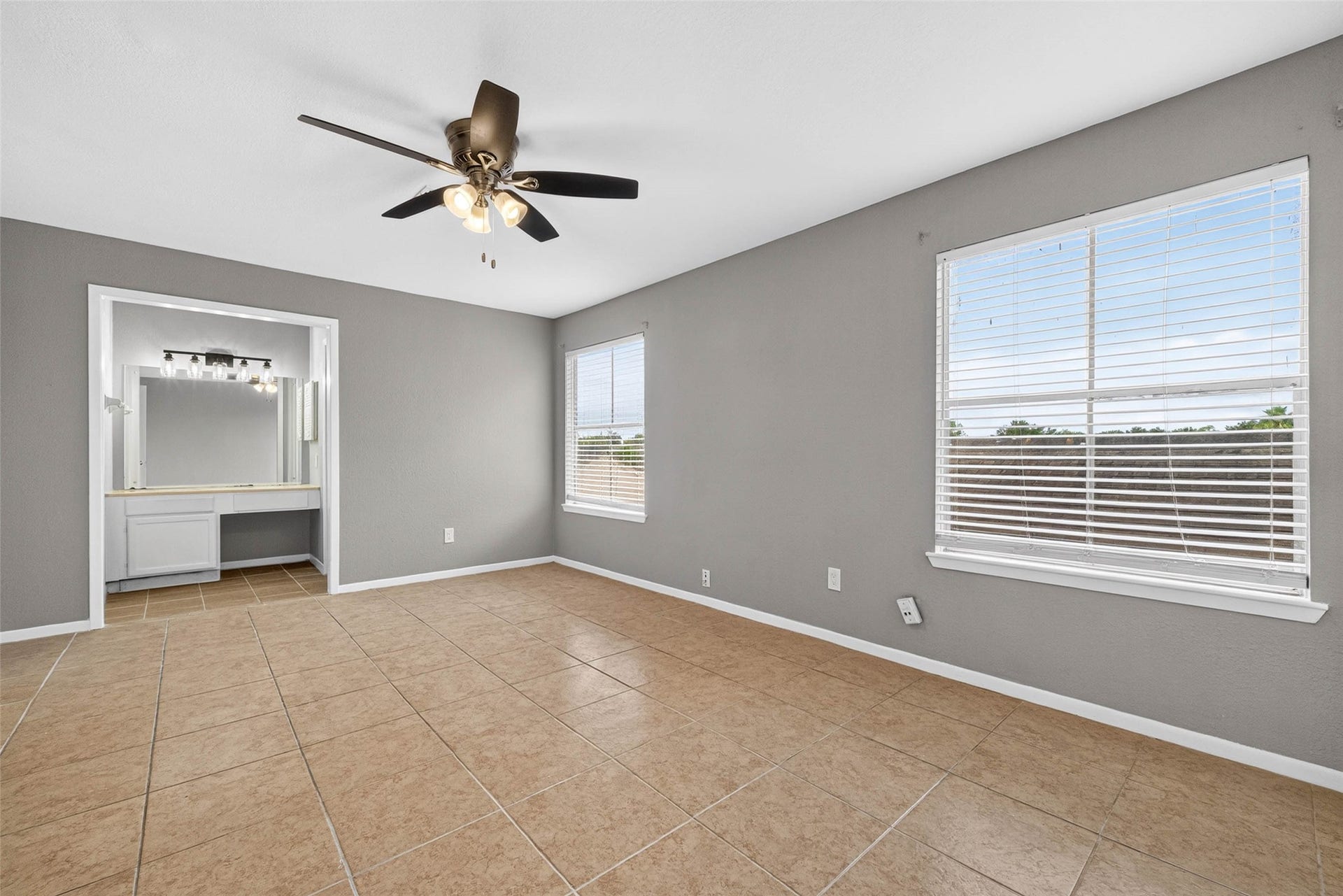 10708 Bexley Drive, Houston, TX 77099 10708 Bexley Drive, Houston, TX 77099