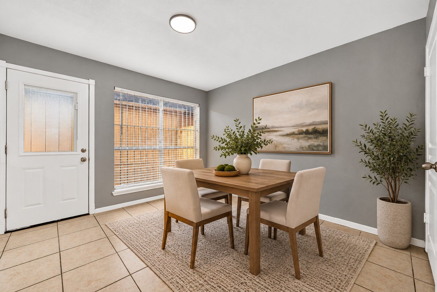 10708 Bexley Drive, Houston, TX 77099 THIS IMAGE HAS BEEN VIRTUALLY STAGED