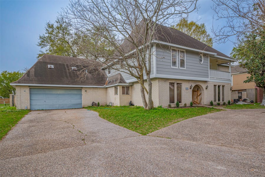 Property photo for 4015 Black Locust Drive, Houston, TX