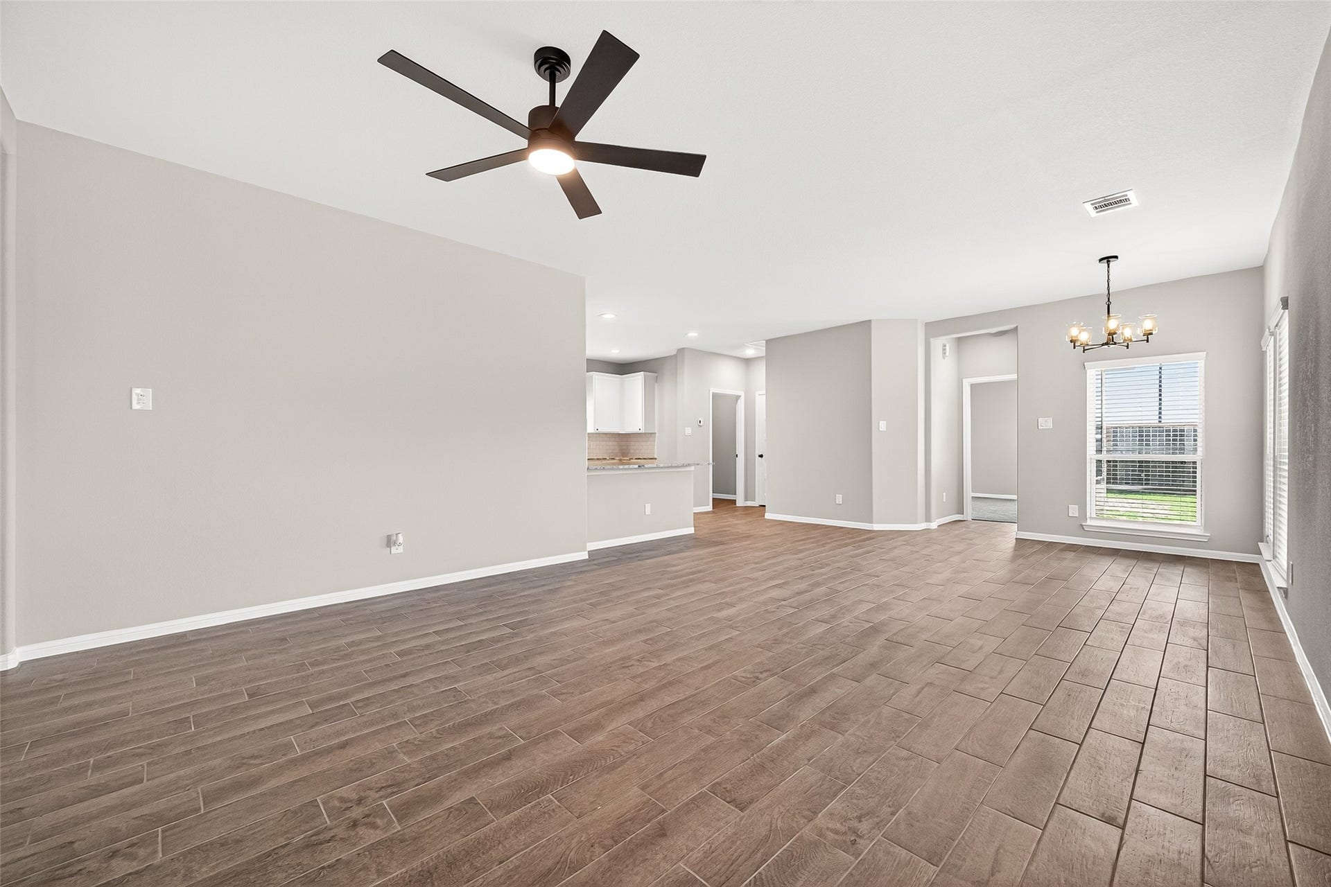 316 Stone Placa Trail, Brookshire, TX 77423