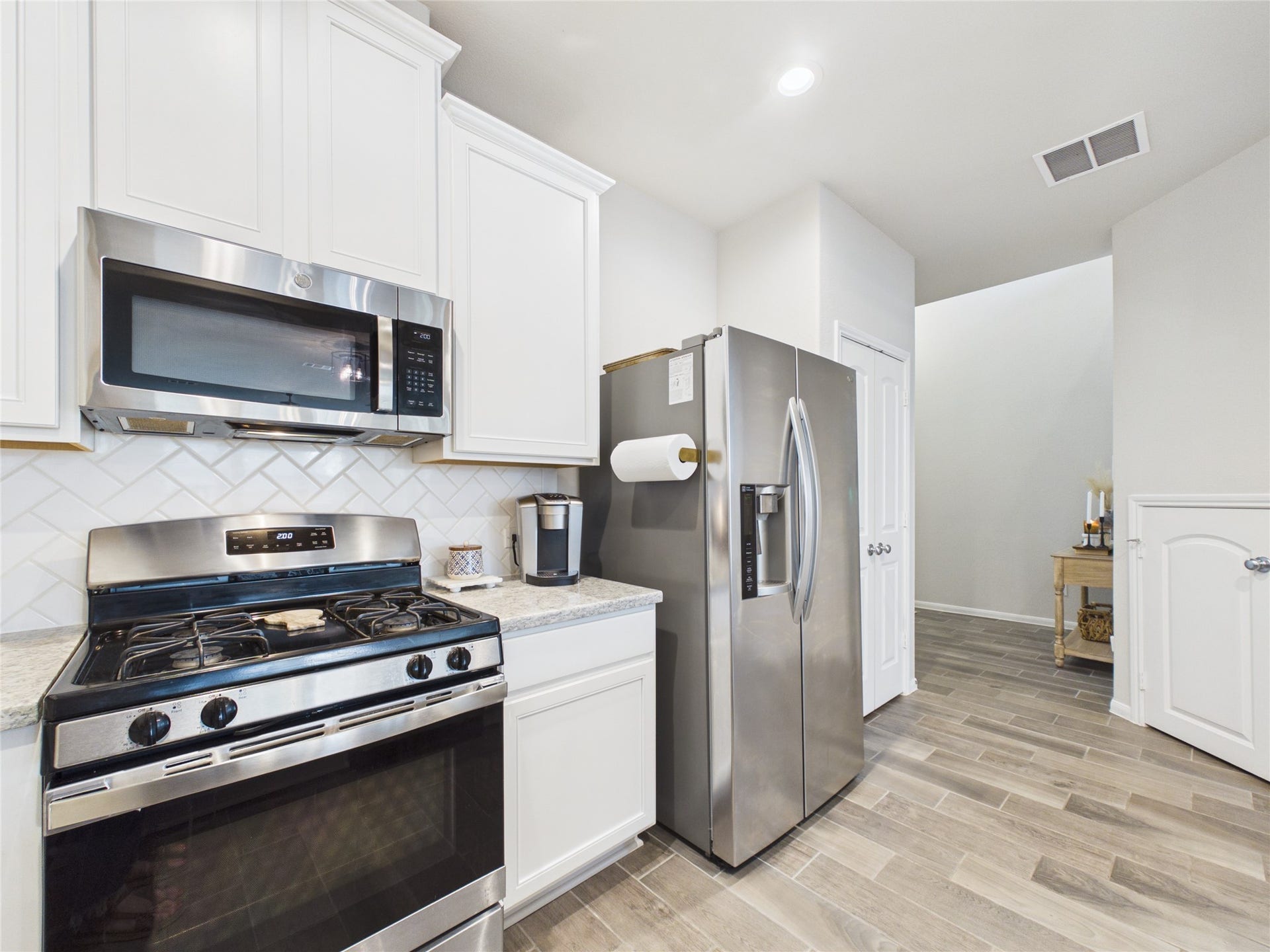 5530 Clarendon Hills Court, Pasadena, TX 77505 5530 Clarendon Hills Court, Pasadena, TX 77505