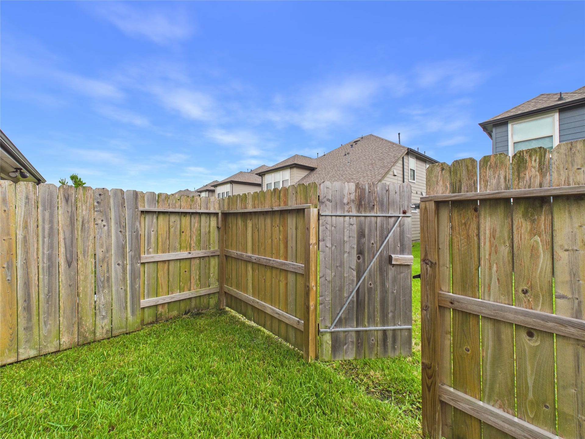 5530 Clarendon Hills Court, Pasadena, TX 77505 5530 Clarendon Hills Court, Pasadena, TX 77505