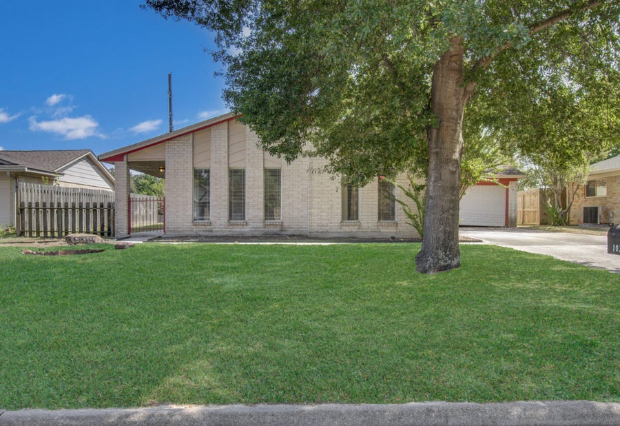 Property photo for 10215 Windriver Drive, Houston, TX