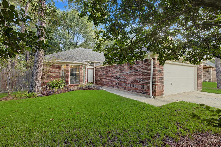 Property photo for 59 Laughing Brook Court, The Woodlands, TX