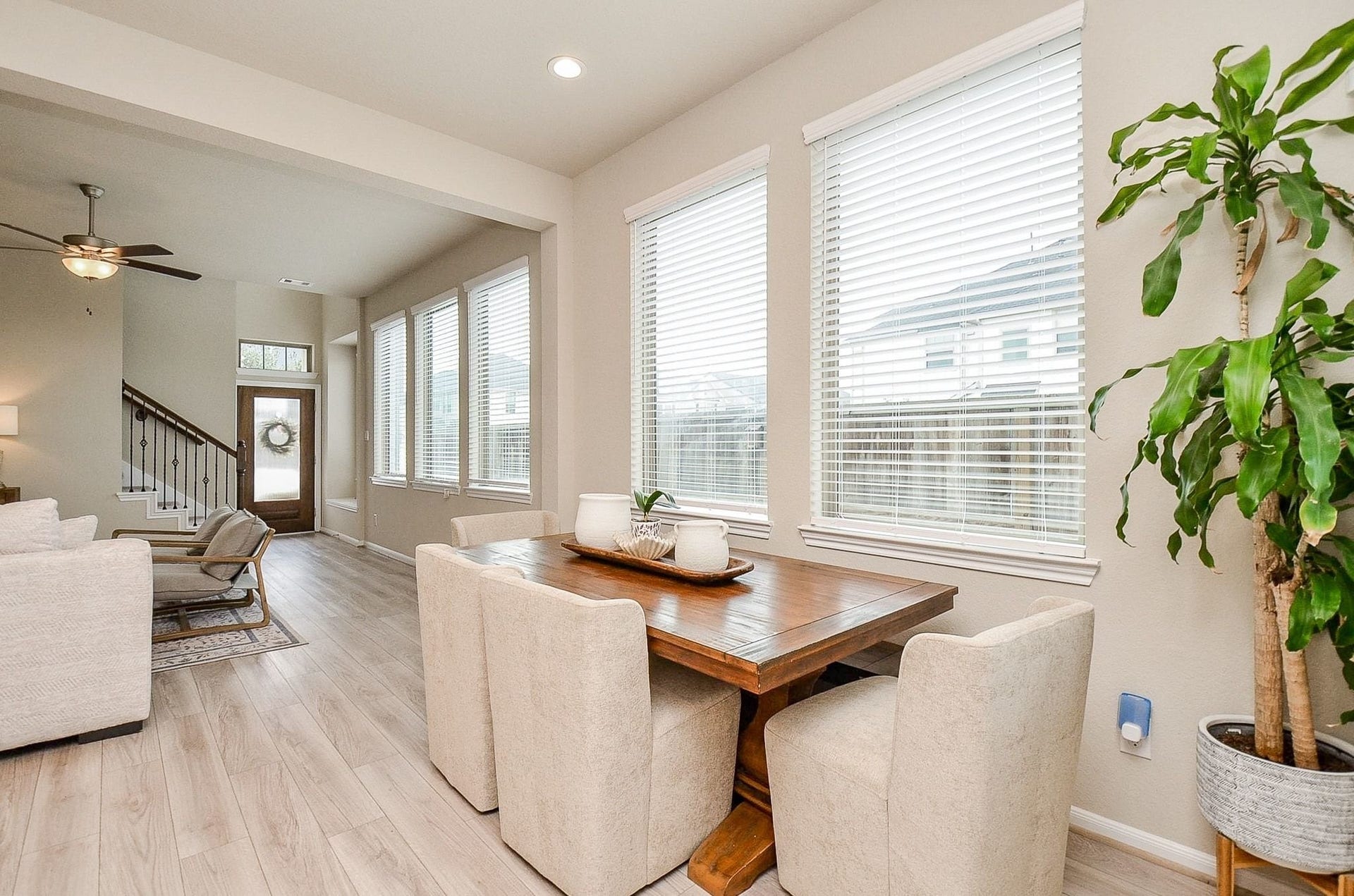 5146 Prairie Terrace Lane, Fulshear, TX 77441 Spacious dining area right off the kitchen