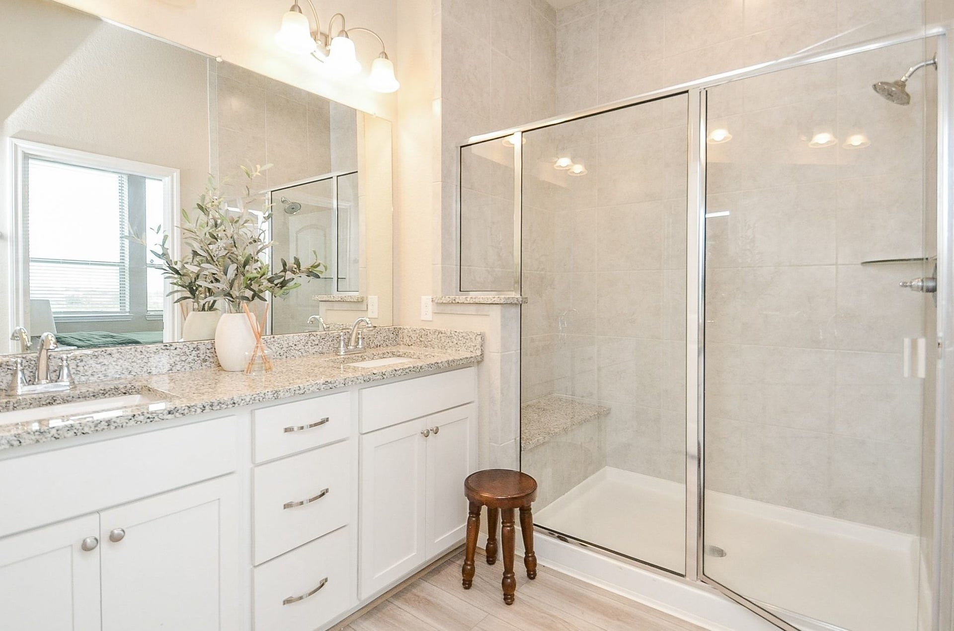 5146 Prairie Terrace Lane, Fulshear, TX 77441 Spacious primary bedroom with double sinks
