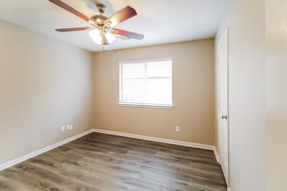 410 Cedar Lake Drive, League City, TX 77573 410 Cedar Lake Drive, League City, TX 77573