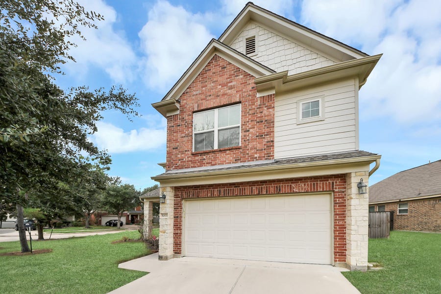 Property photo for 5003 Forest Moss Court, Houston, TX