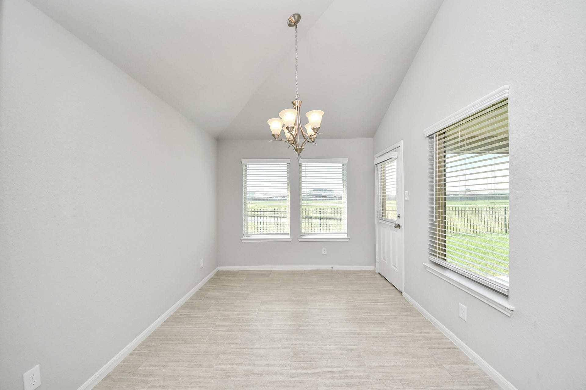 55 Alyssa Palms Drive, Manvel, TX 77578 55 Alyssa Palms Drive, Manvel, TX 77578