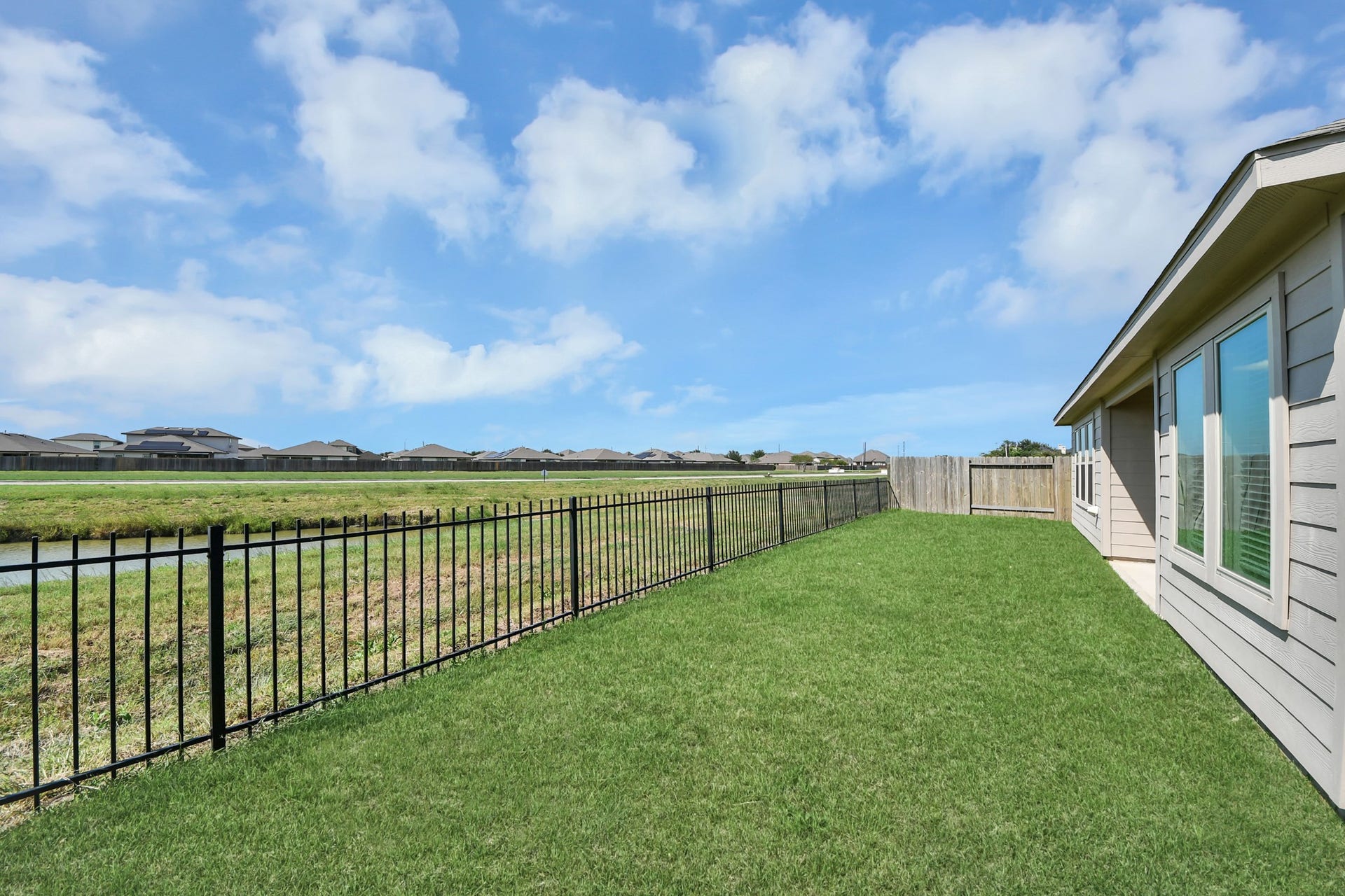 55 Alyssa Palms Drive, Manvel, TX 77578 55 Alyssa Palms Drive, Manvel, TX 77578