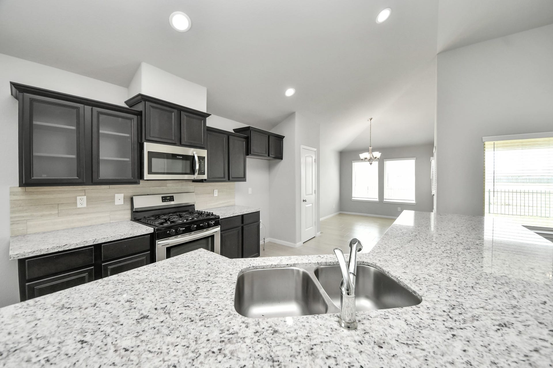 55 Alyssa Palms Drive, Manvel, TX 77578 55 Alyssa Palms Drive, Manvel, TX 77578