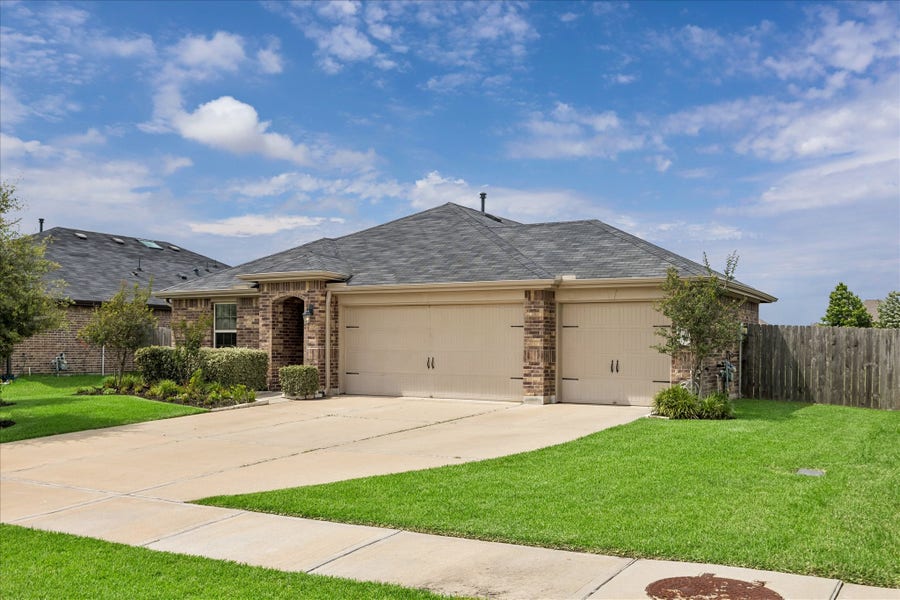 Property photo for 8719 Jamison Drive, Rosenberg, TX