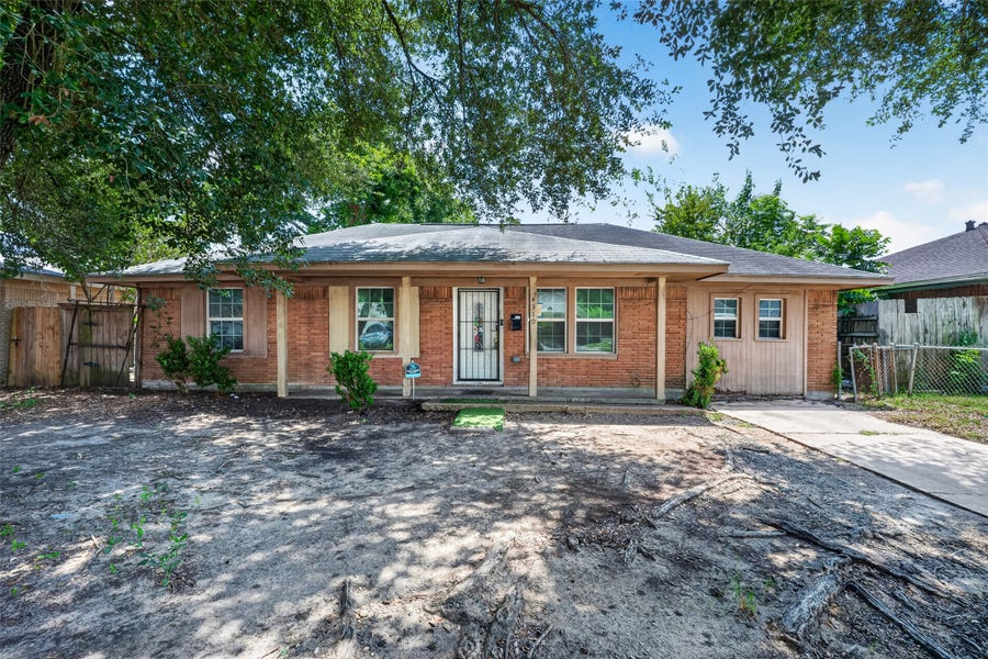 Property photo for 4310 Dacca Drive, Houston, TX