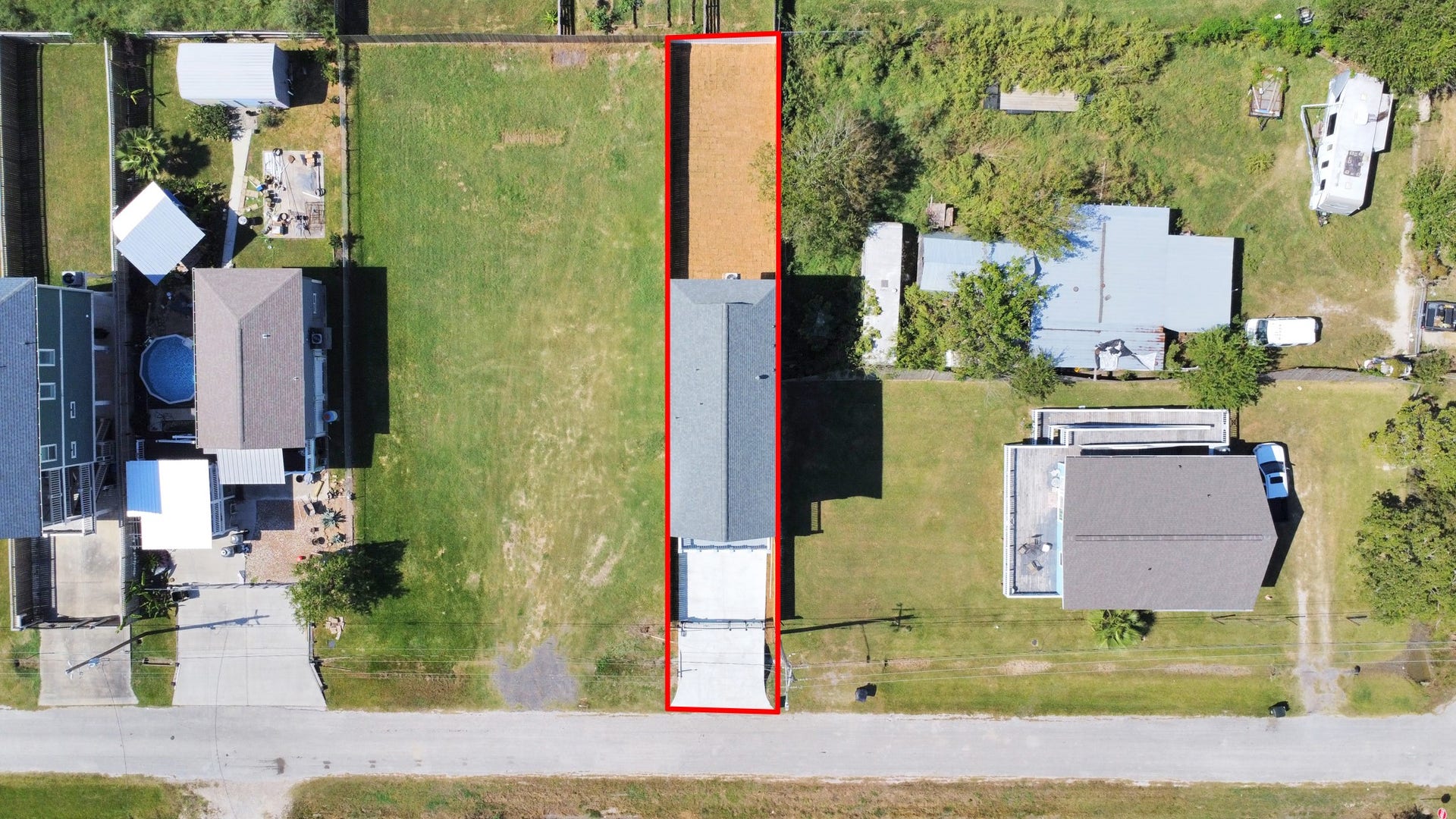 1008 20th Street, Dickinson, TX 77539 1008 20th Street, Dickinson, TX 77539