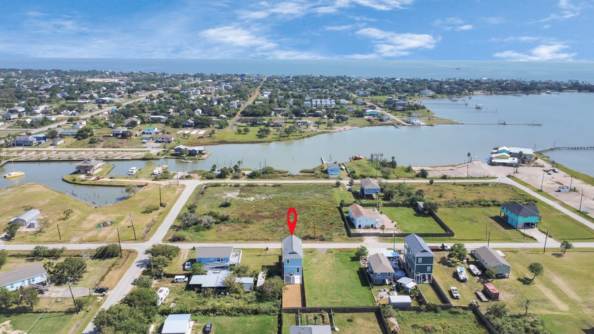 1008 20th Street, Dickinson, TX 77539 1008 20th Street, Dickinson, TX 77539
