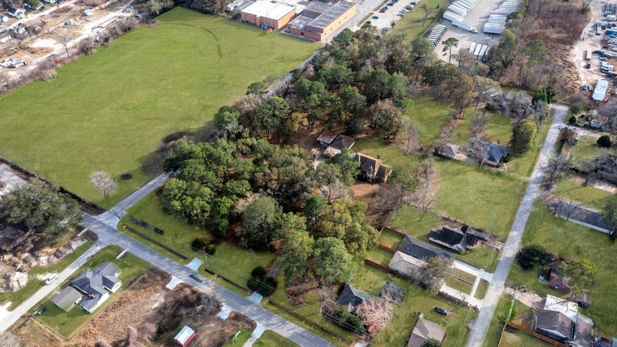 Property photo for 2001 Dolly Wright Street, Houston, TX