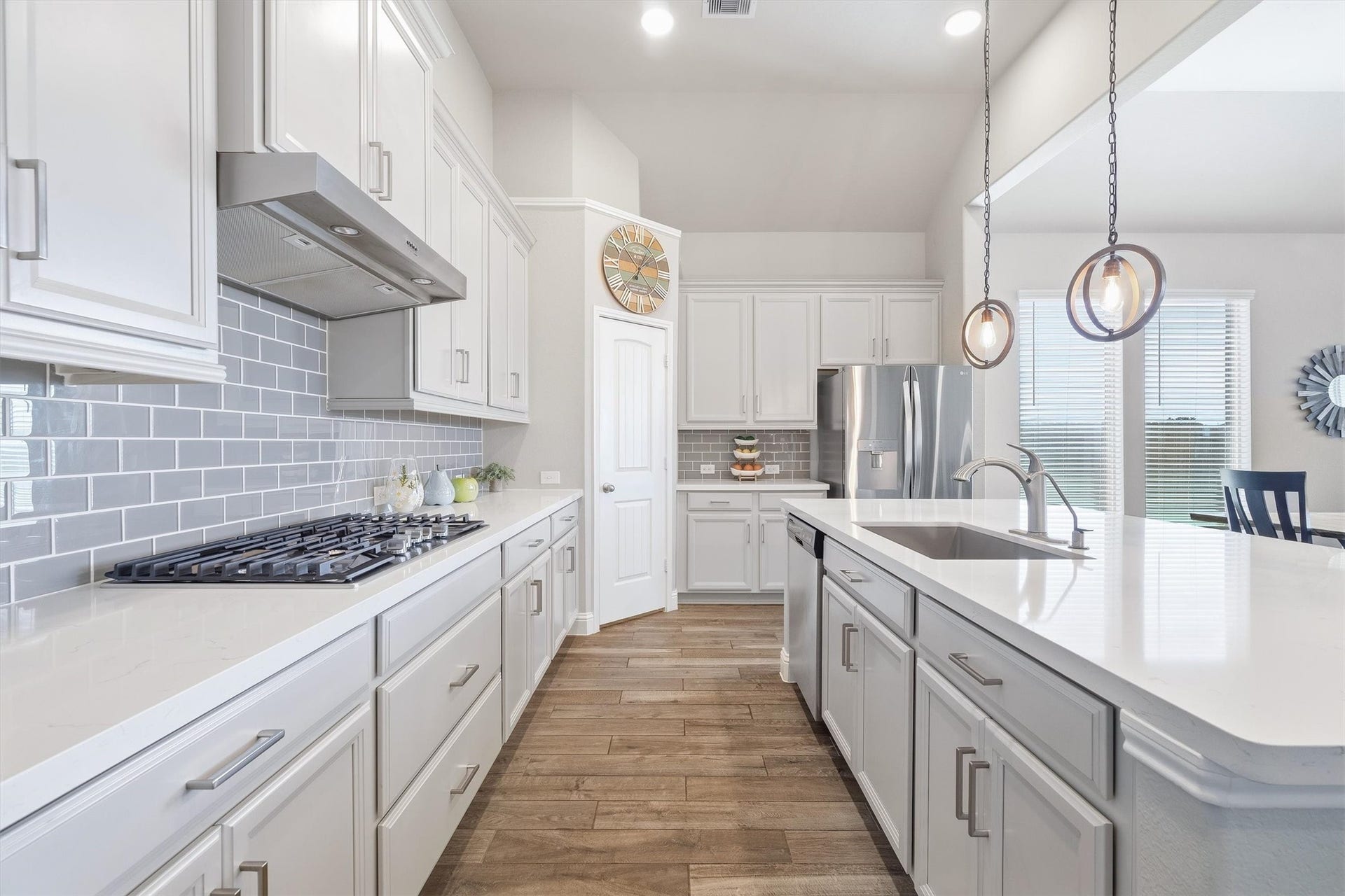 9034 Japonica Drive, Rosenberg, TX 77469 Absolute kitchen goals.