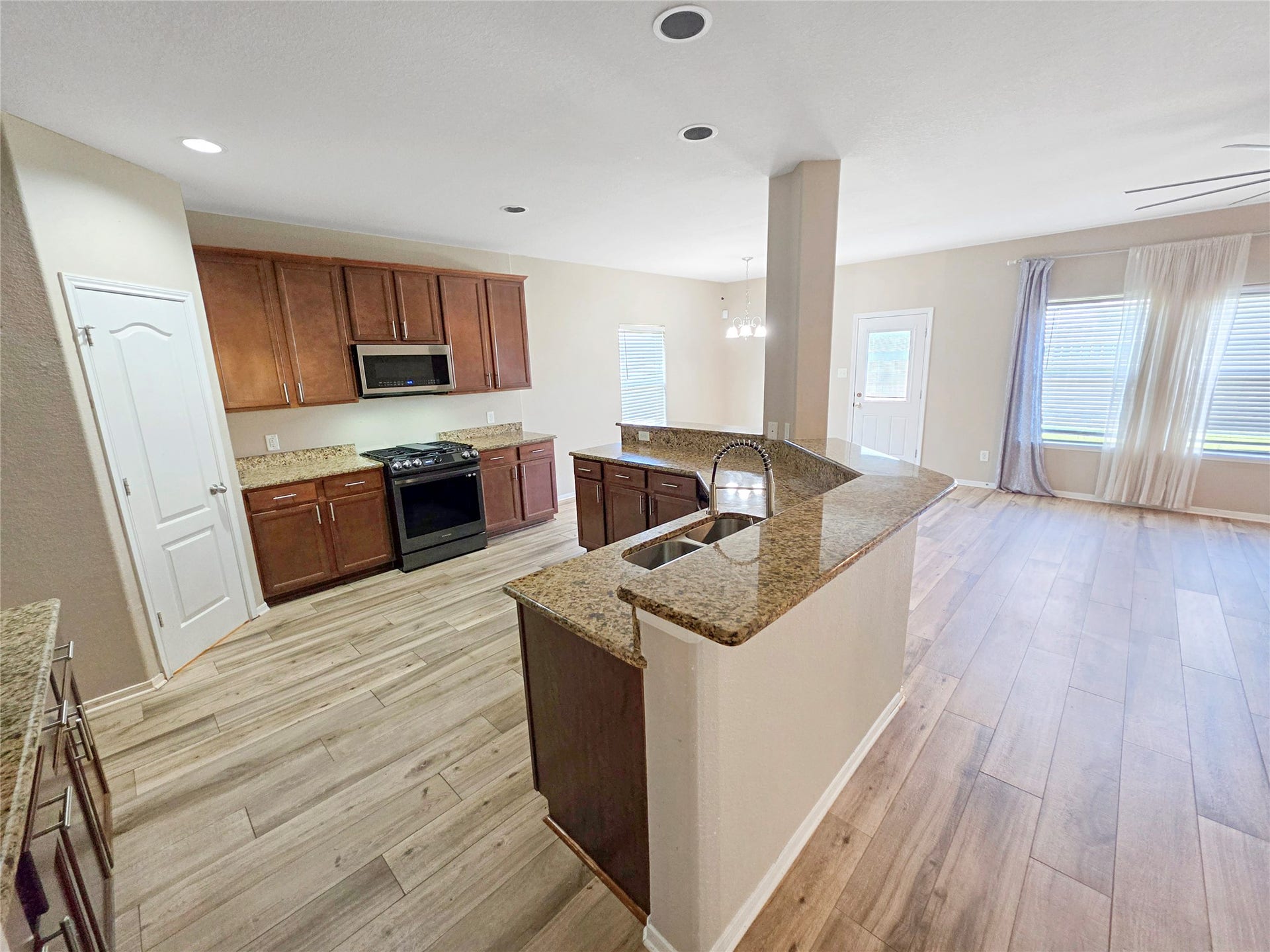 2835 Mustang Hill Lane, Katy, TX 77449 2835 Mustang Hill Lane, Katy, TX 77449