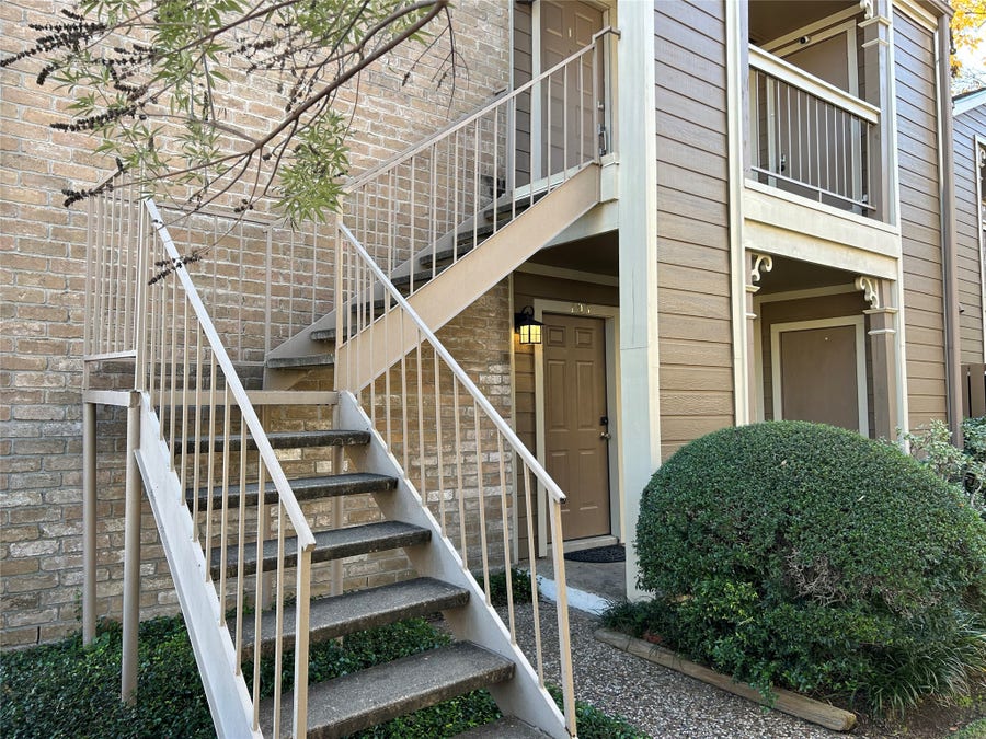 Property photo for 1880 White Oak Drive, #103, Houston, TX