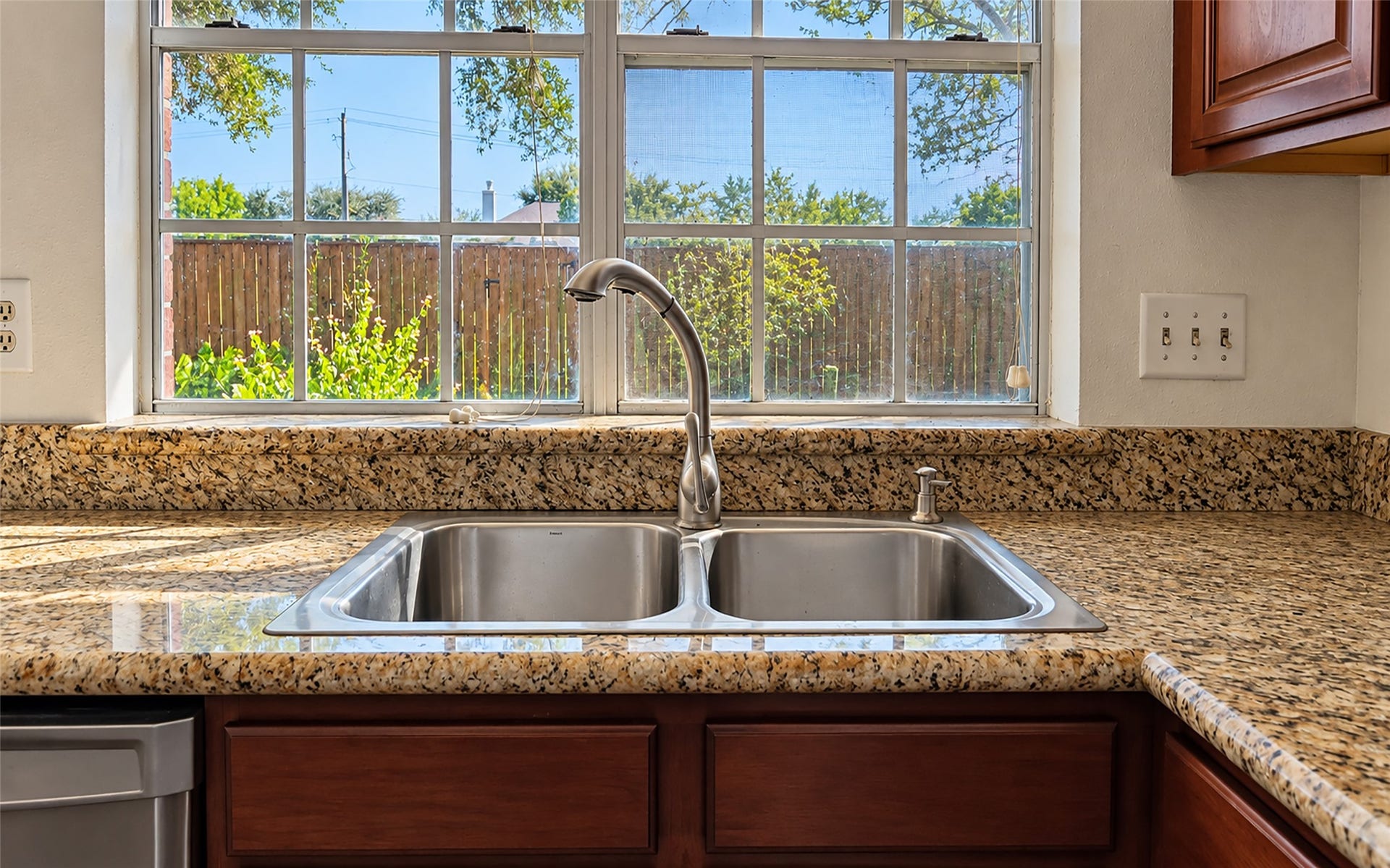 5304 Spring Branch Drive, Pearland, TX 77584 5304 Spring Branch Drive, Pearland, TX 77584