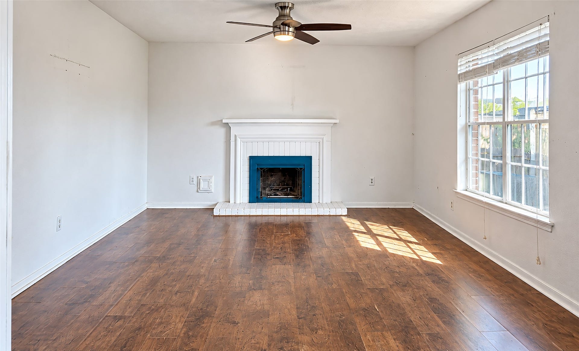 5304 Spring Branch Drive, Pearland, TX 77584 5304 Spring Branch Drive, Pearland, TX 77584