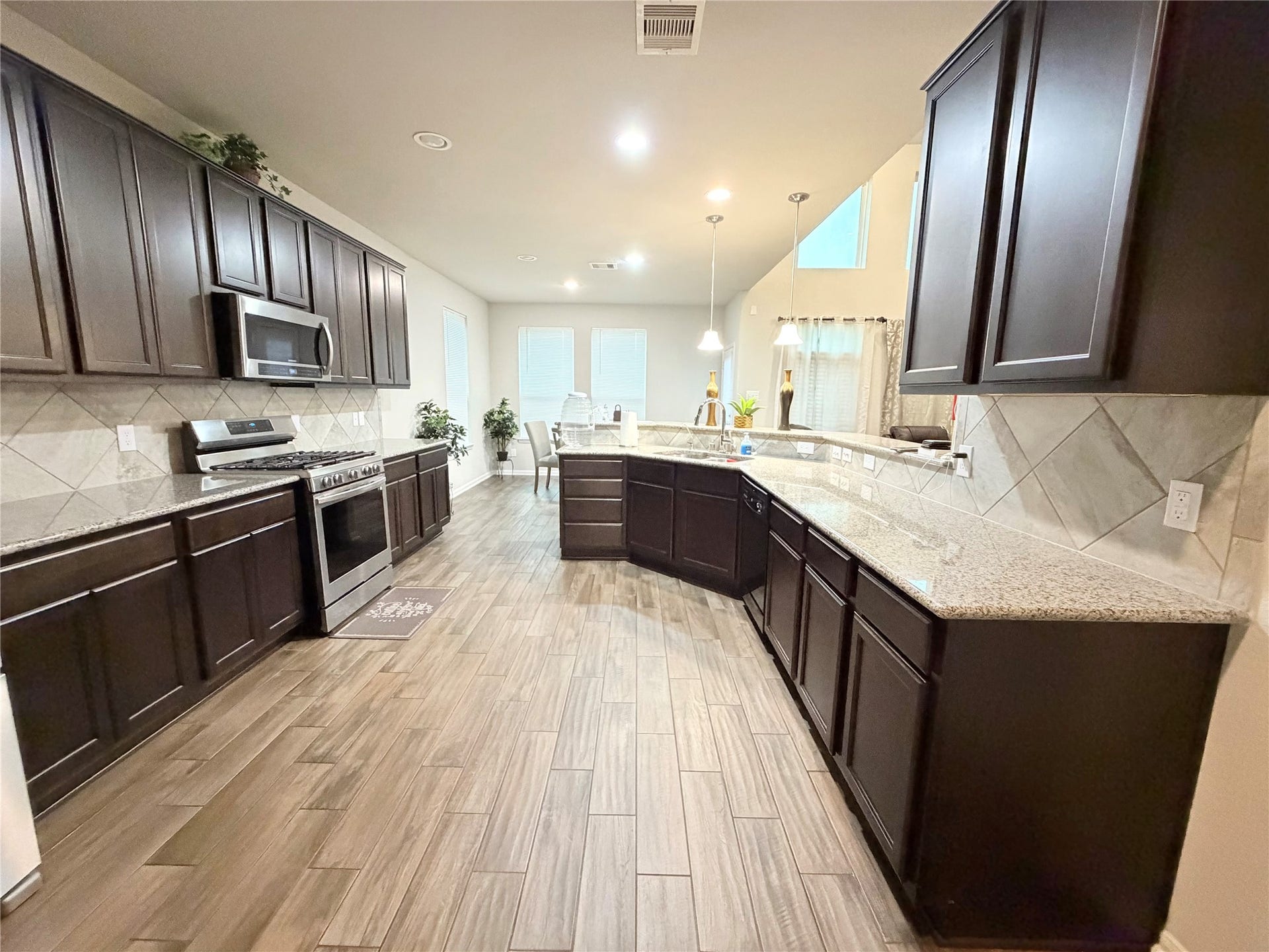21011 Pastel Sky Way, Humble, TX 77338 21011 Pastel Sky Way, Humble, TX 77338