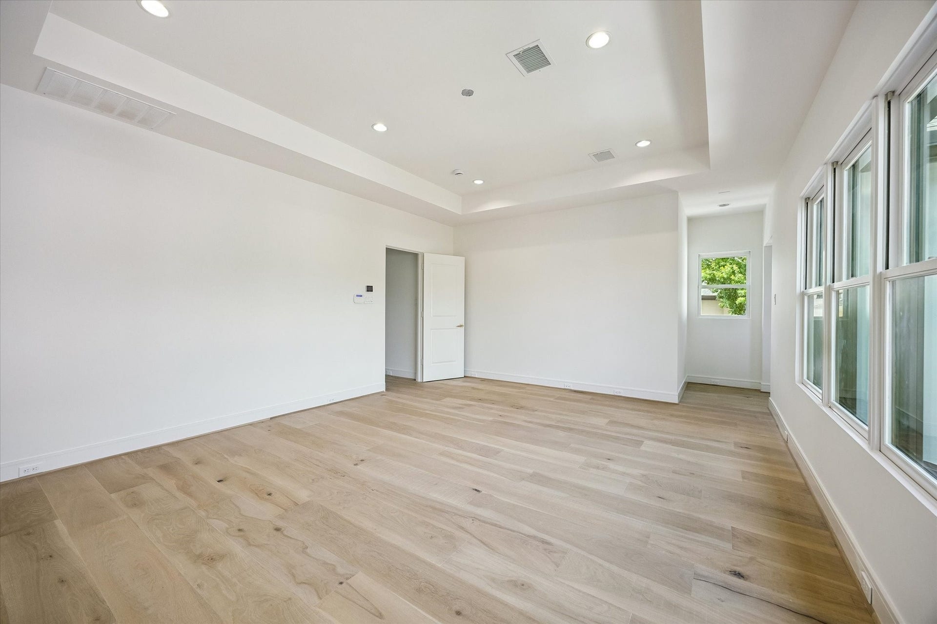 3920 University Boulevard, Houston, TX 77005