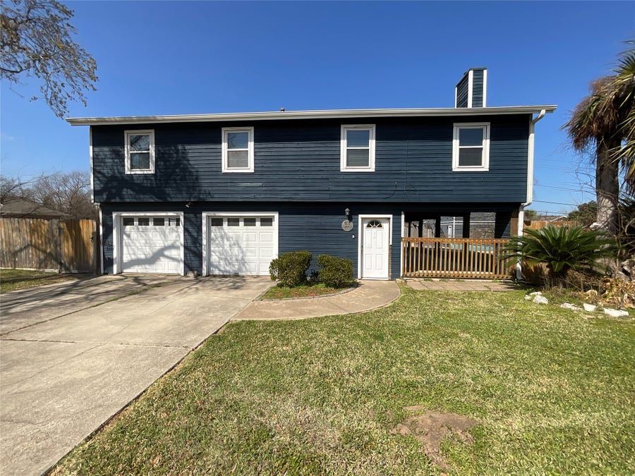 Property photo for 502 Oakdale Street, Shoreacres, TX