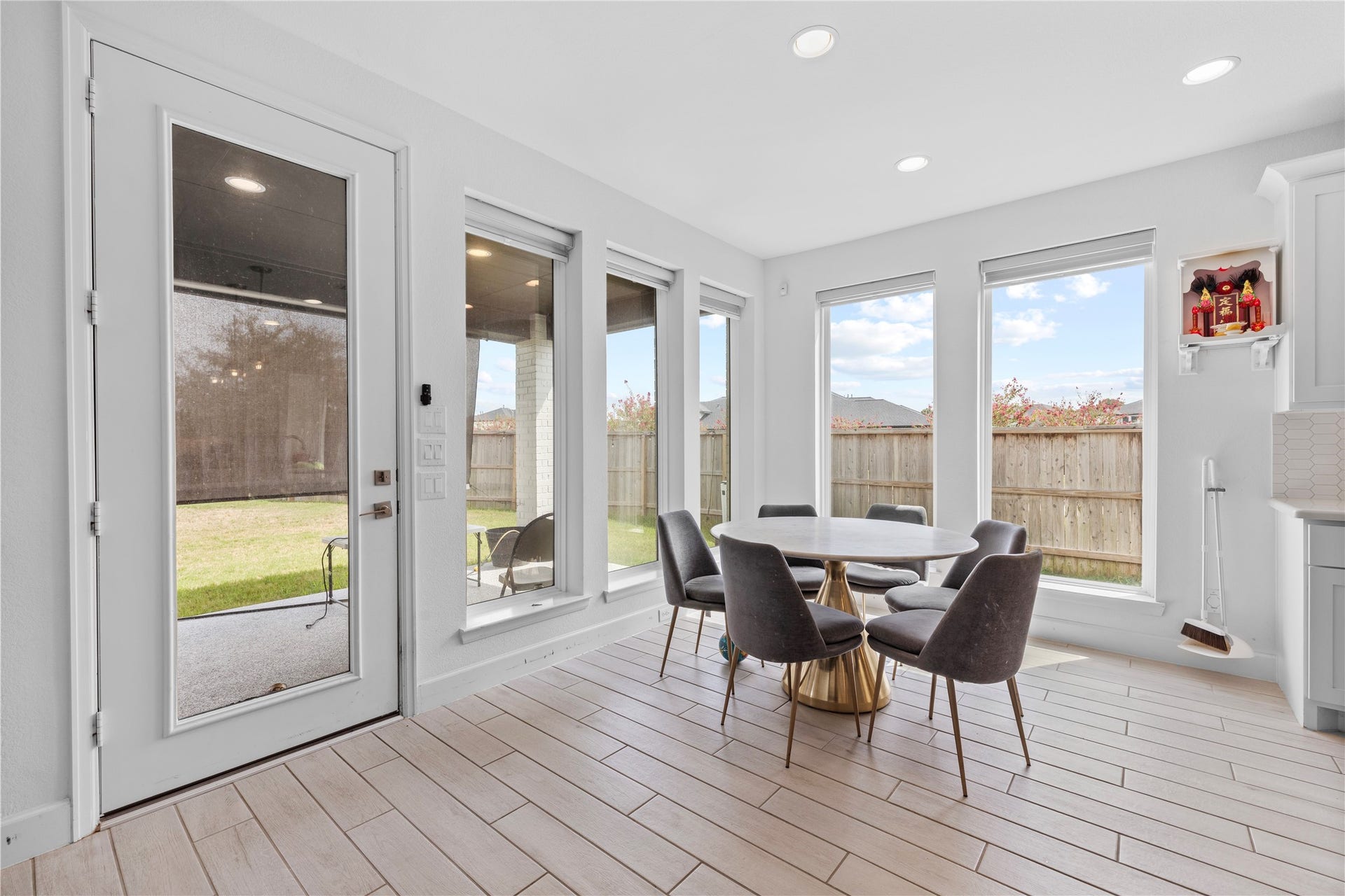 1902 Longcroft Lane, Katy, TX 77493 1902 Longcroft Lane, Katy, TX 77493