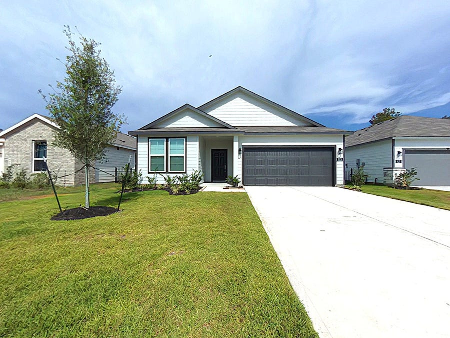 Property photo for 523 Shoreview Drive, Conroe, TX