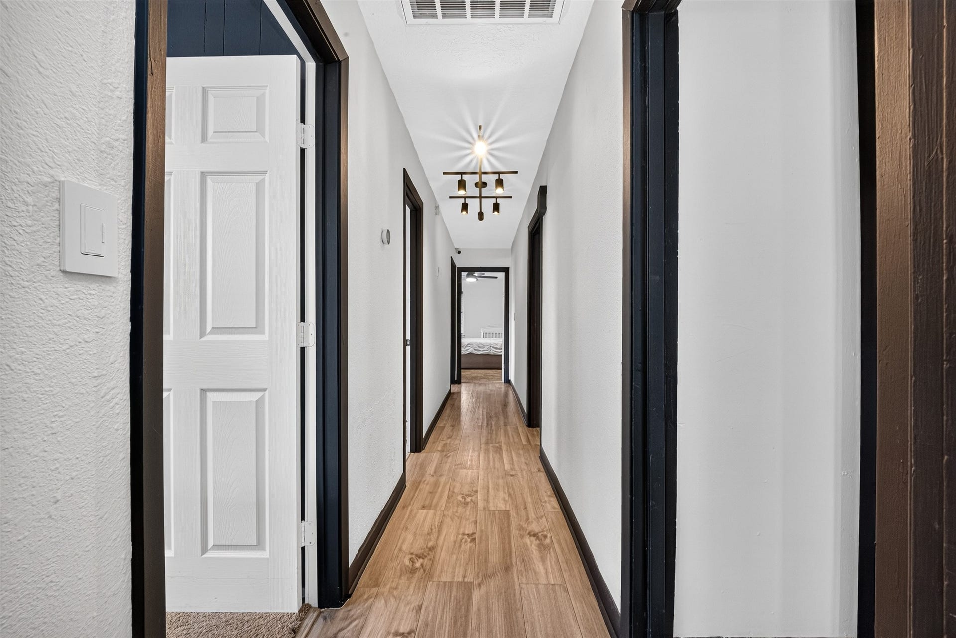 2226 Viola Drive, League City, TX 77573 2226 Viola Drive, League City, TX 77573