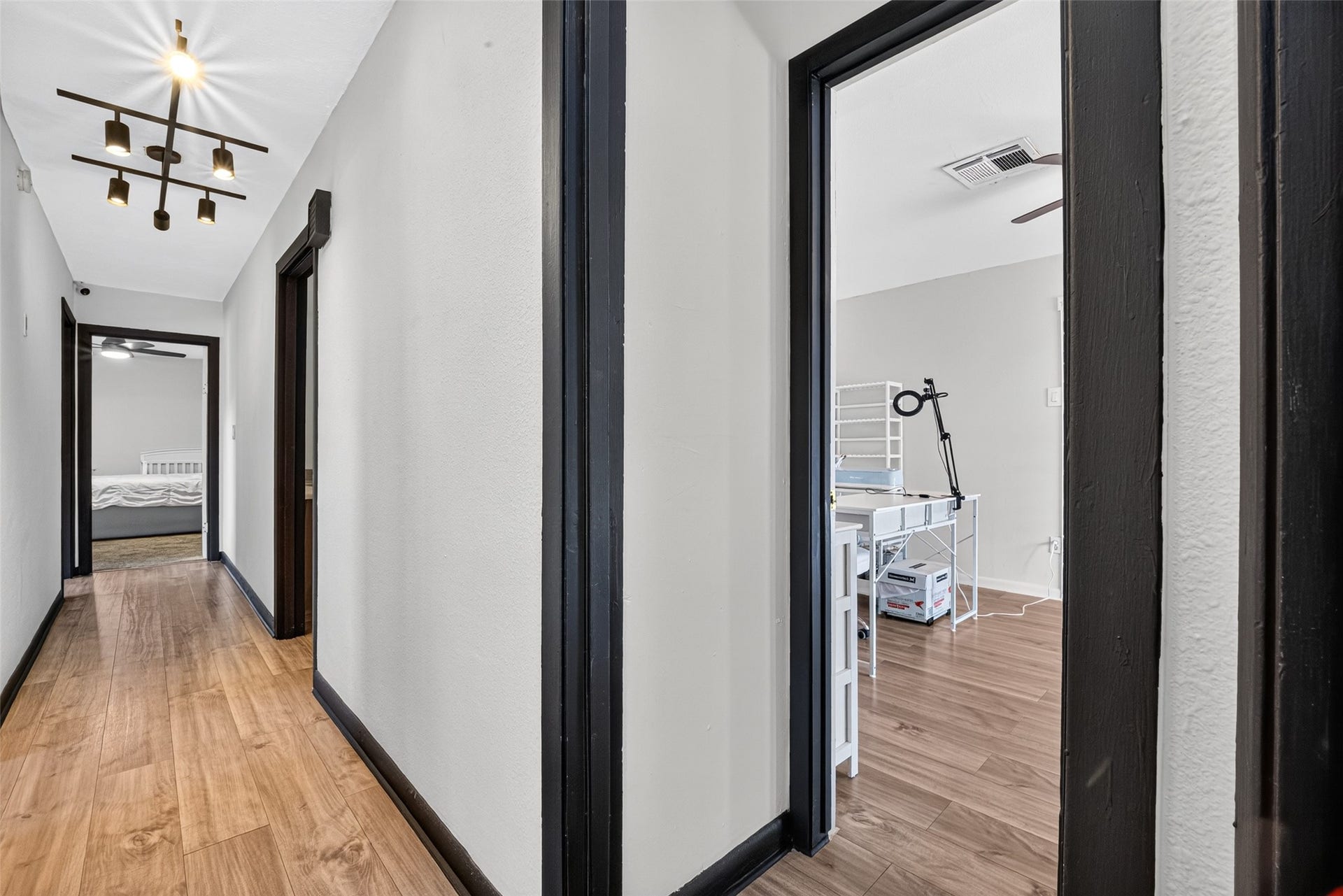 2226 Viola Drive, League City, TX 77573 2226 Viola Drive, League City, TX 77573