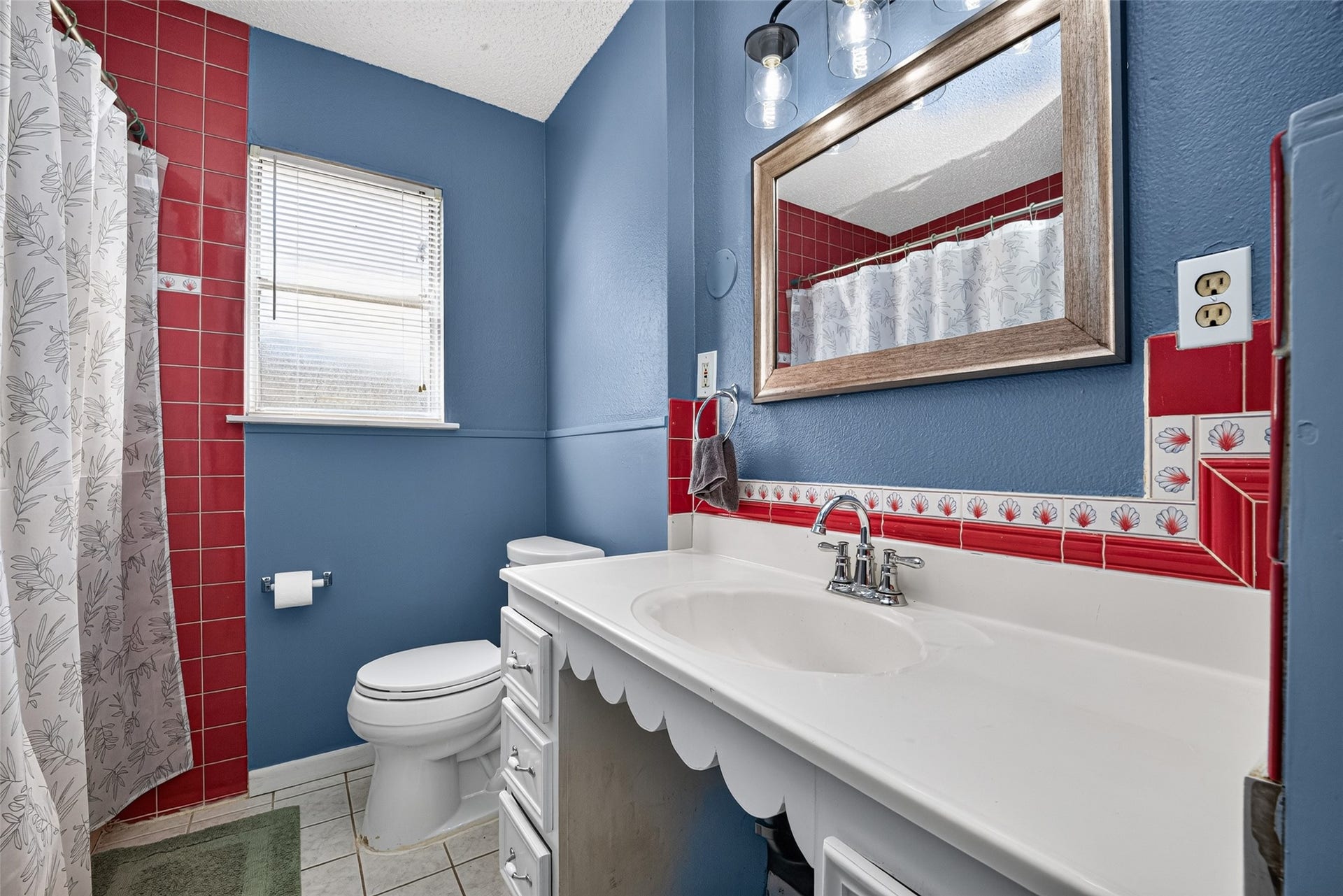 2226 Viola Drive, League City, TX 77573 2226 Viola Drive, League City, TX 77573
