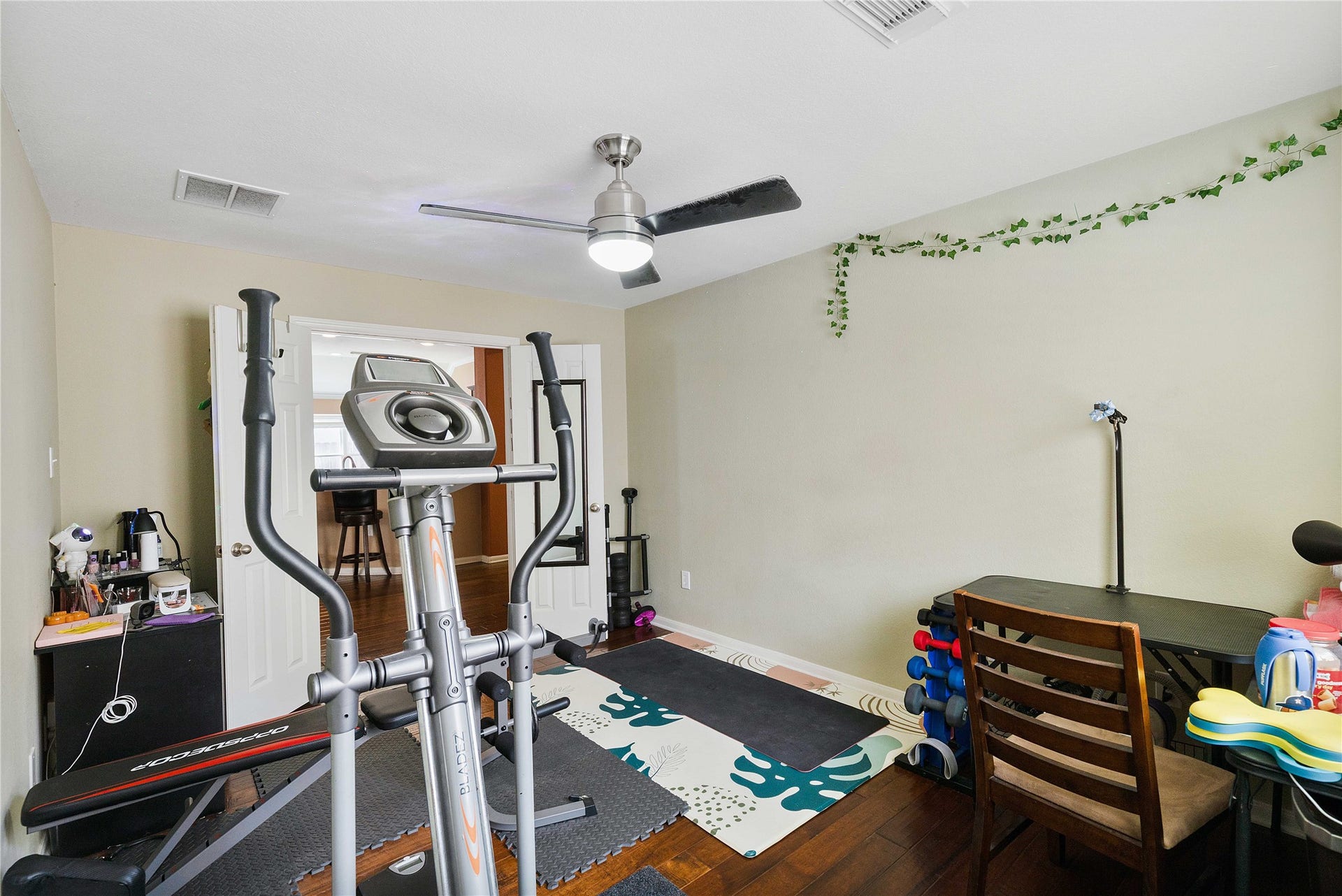 13710 Parkers Cove Court, Houston, TX 77044 13710 Parkers Cove Court, Houston, TX 77044