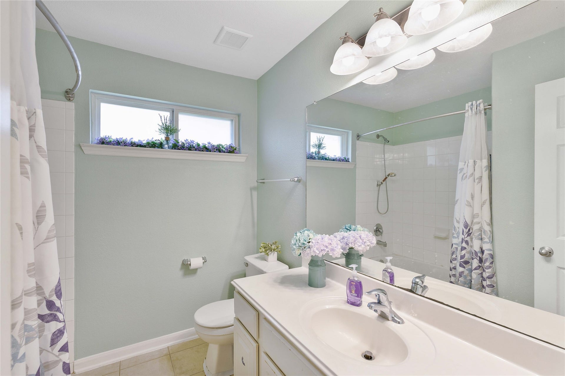 13710 Parkers Cove Court, Houston, TX 77044 13710 Parkers Cove Court, Houston, TX 77044