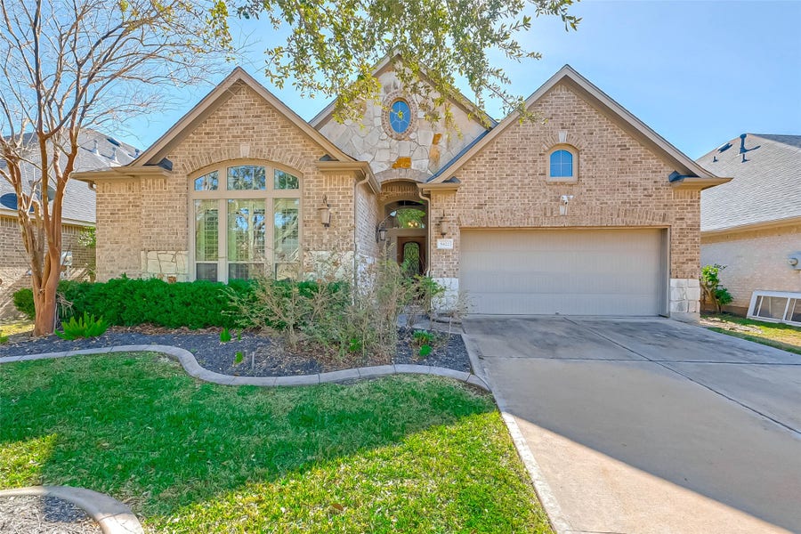Property photo for 5422 Linden Rose Lane, Sugar Land, TX