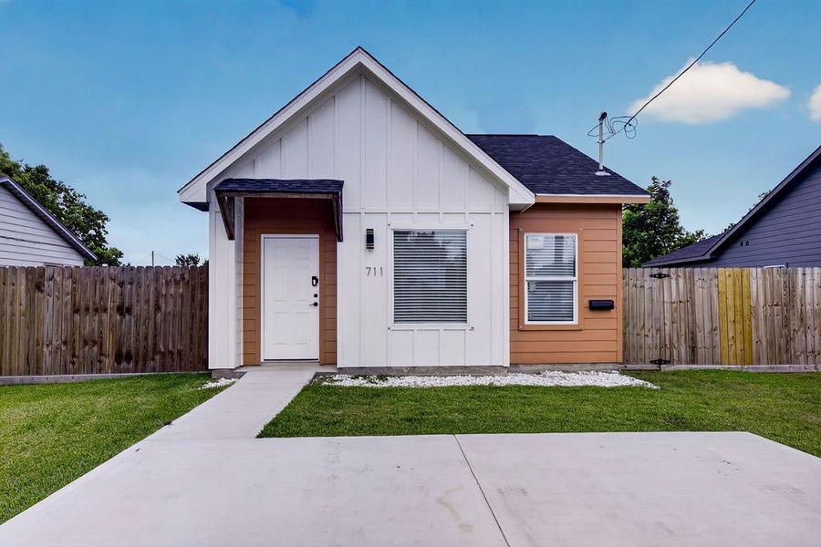 Property photo for 711 Rosedale Street, La Marque, TX