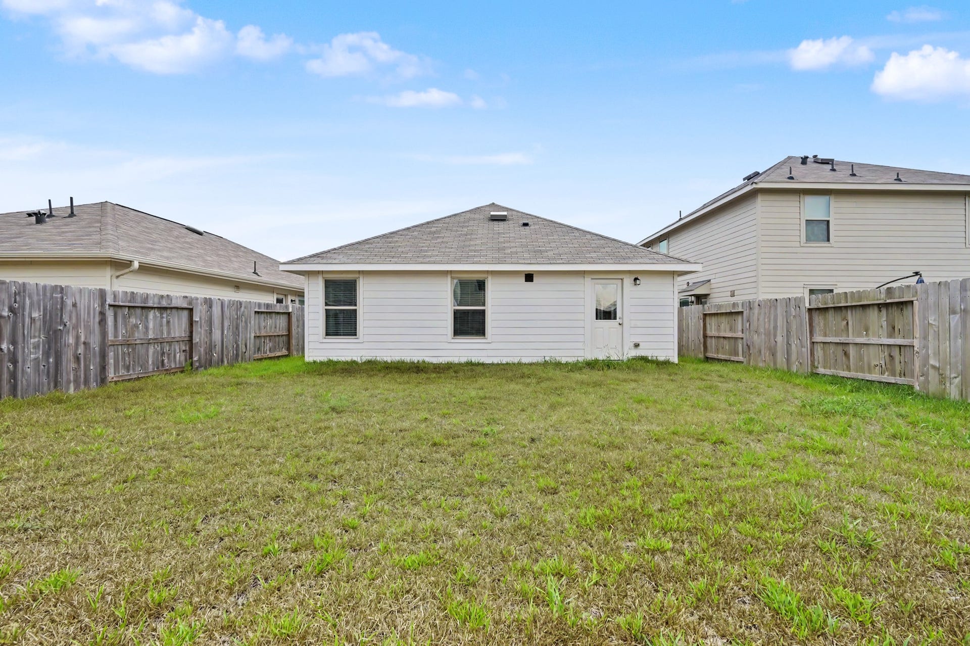 19522 Oliveto Court, New Caney, TX 77357
