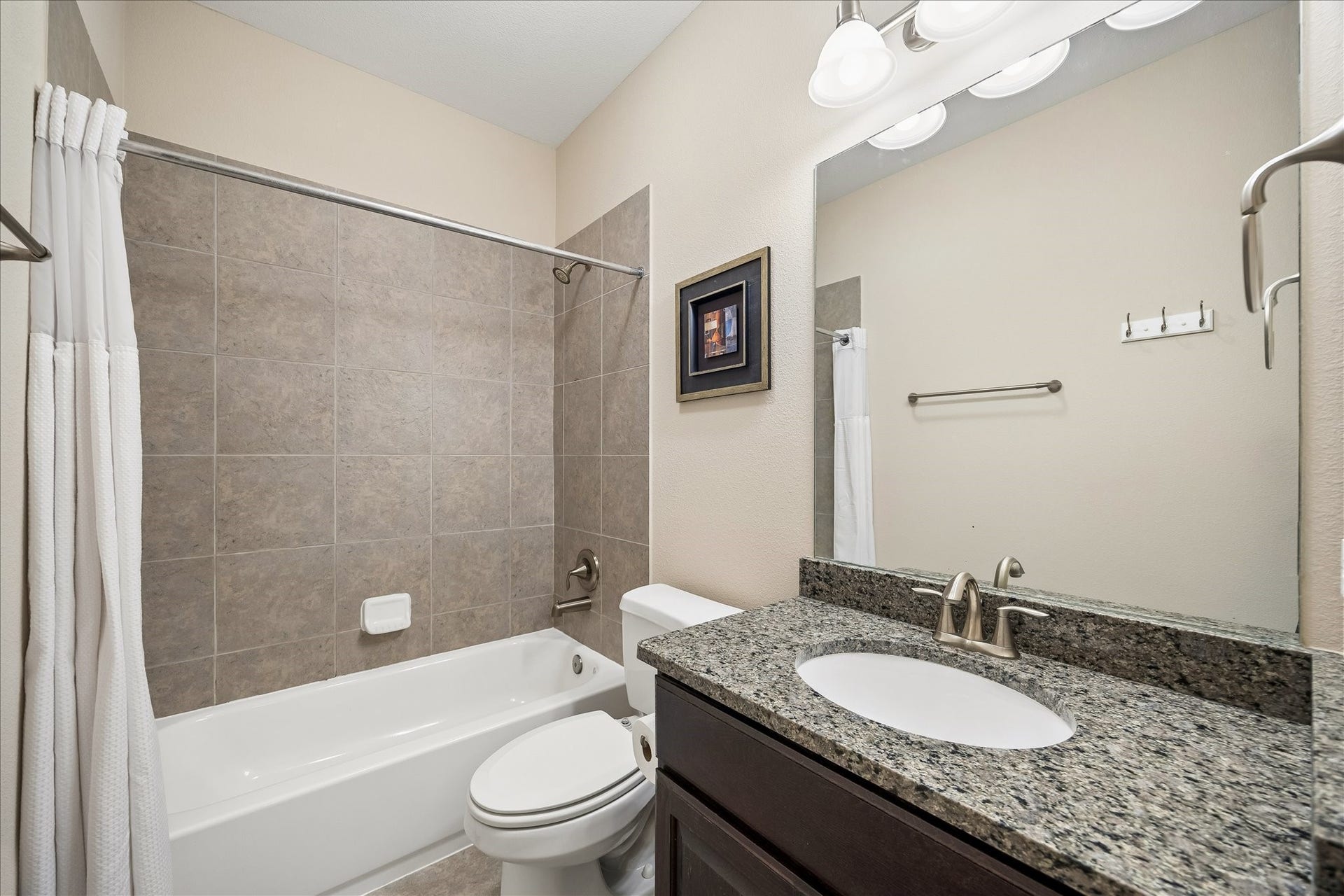 2915 Sentry Oak Way, Sugar Land, TX 77479 2915 Sentry Oak Way, Sugar Land, TX 77479
