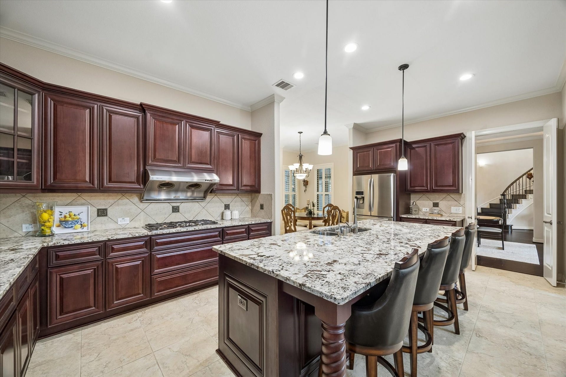 2915 Sentry Oak Way, Sugar Land, TX 77479 2915 Sentry Oak Way, Sugar Land, TX 77479