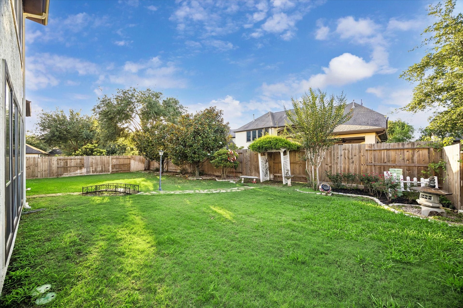 2915 Sentry Oak Way, Sugar Land, TX 77479 2915 Sentry Oak Way, Sugar Land, TX 77479
