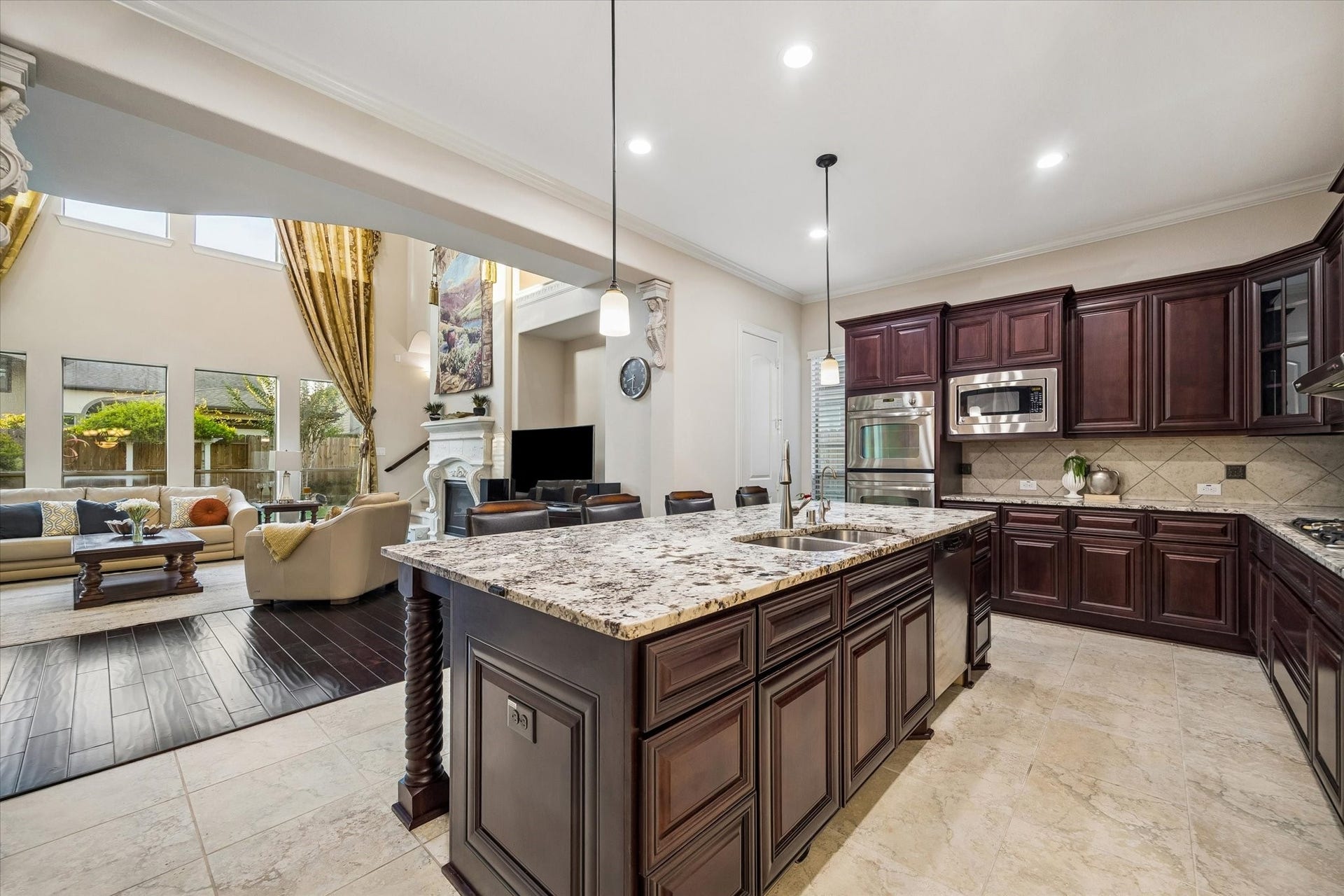 2915 Sentry Oak Way, Sugar Land, TX 77479 2915 Sentry Oak Way, Sugar Land, TX 77479