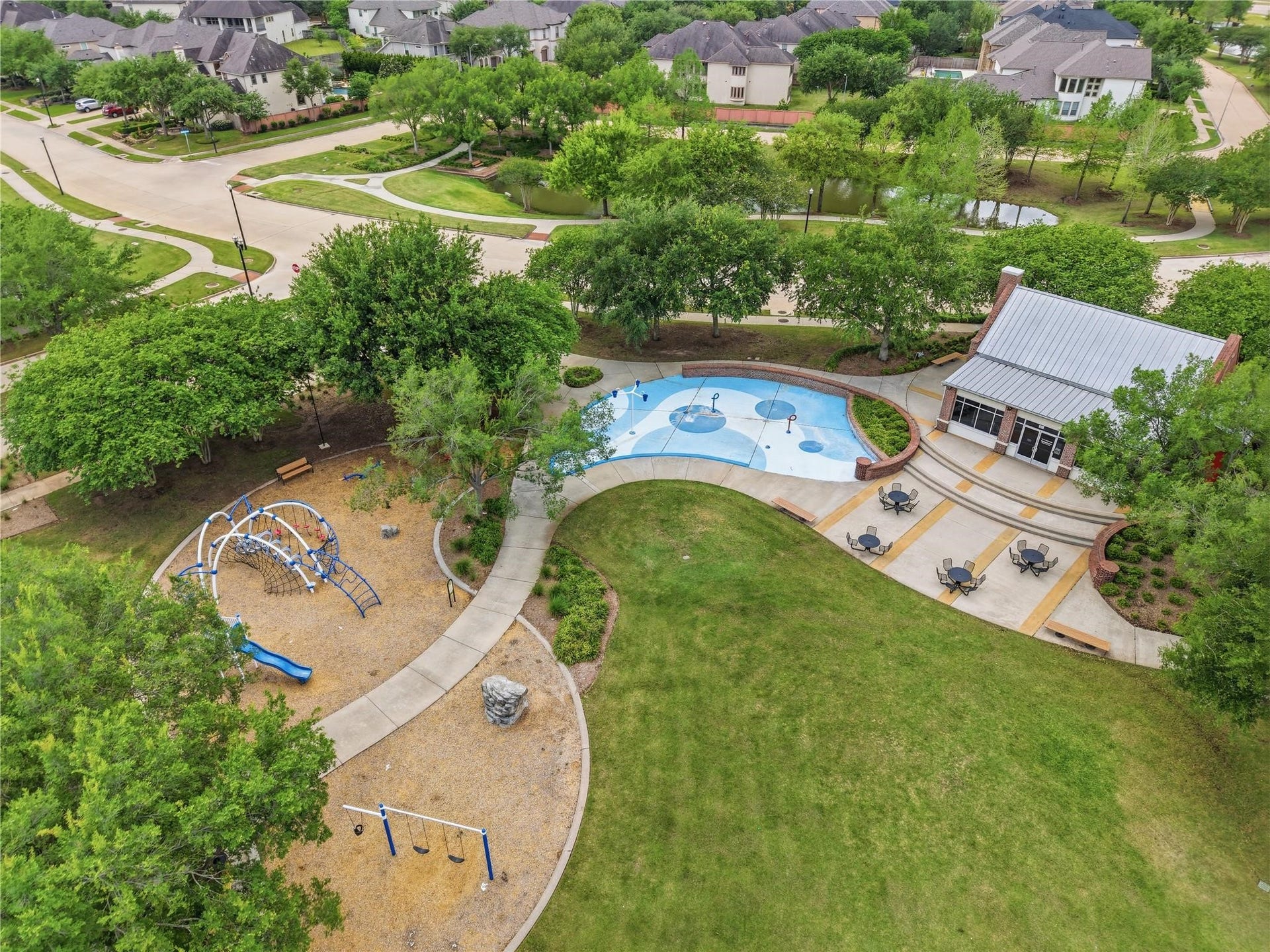 2915 Sentry Oak Way, Sugar Land, TX 77479 2915 Sentry Oak Way, Sugar Land, TX 77479