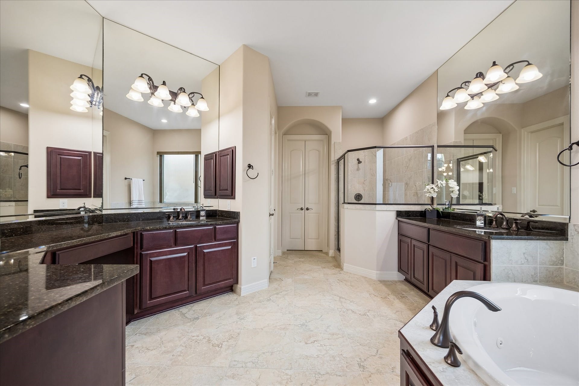 2915 Sentry Oak Way, Sugar Land, TX 77479 2915 Sentry Oak Way, Sugar Land, TX 77479