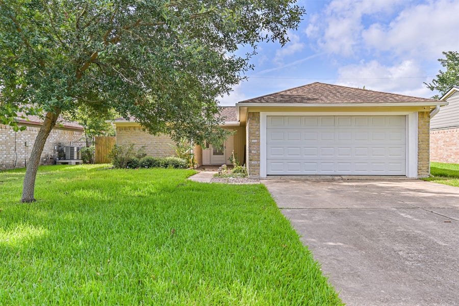Property photo for 1113 N Heron Drive, Seabrook, TX
