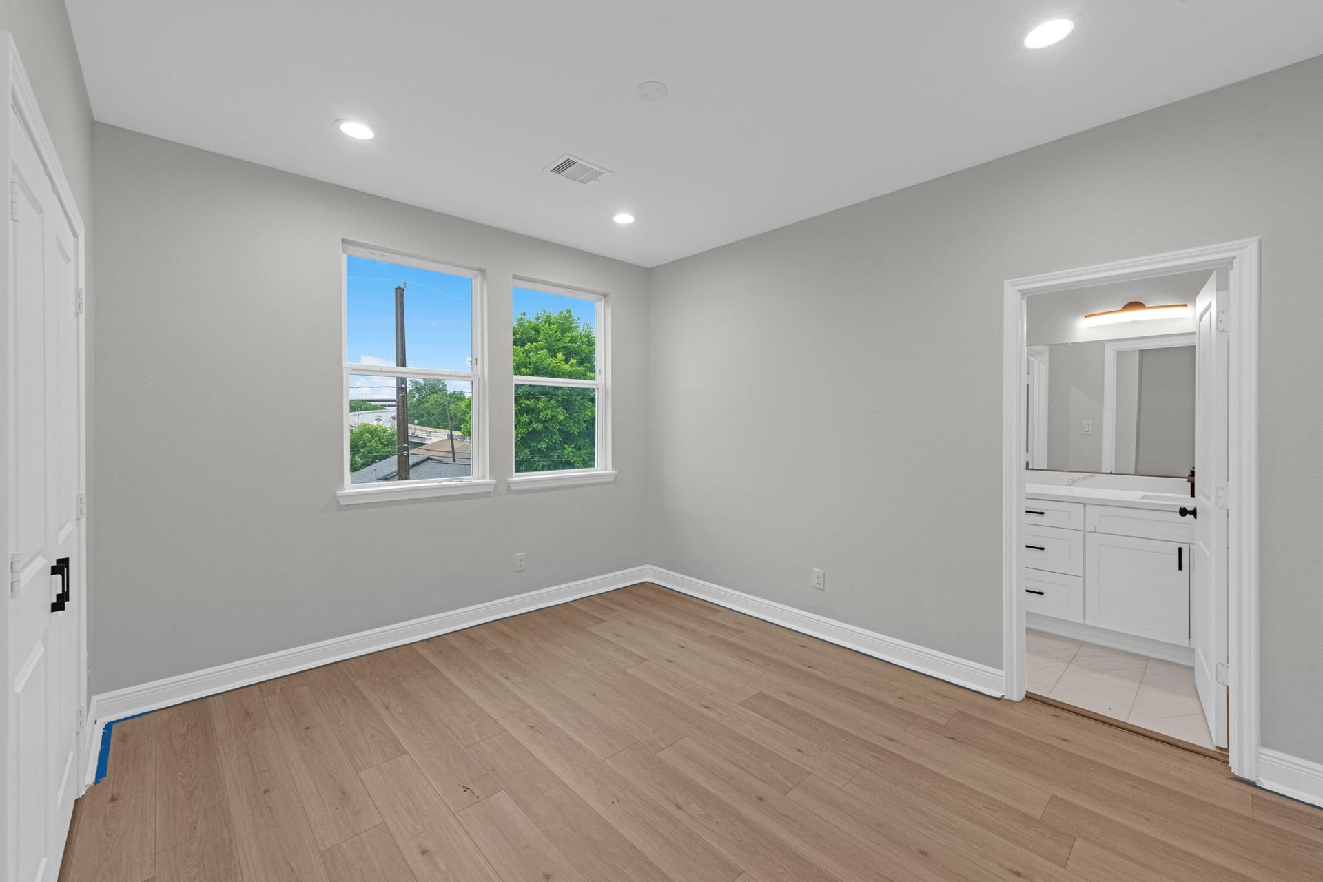 5020 Sayers Street, #B, Houston, TX 77026 bedroom 3